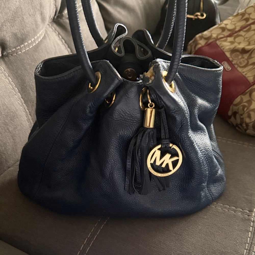Michael Kors Navy Leather Drawstring Shoulder Bag with Gold Hardware - Picture 2 of 4